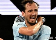 开云平台-美国网球队碾压西班牙网球队，克耶高斯统治全场的简单介绍