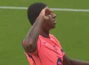 开云体育在线-巴萨前锋状态回勇，连续两场比赛破门的简单介绍