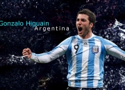 开云足球直播-双城记，从温布利到威斯特法伦，奥亚尔萨瓦尔的巅峰时刻