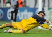 开云体育官网-法网鏖战戴维斯杯，西西帕斯状态火热，独树一帜的网球征途