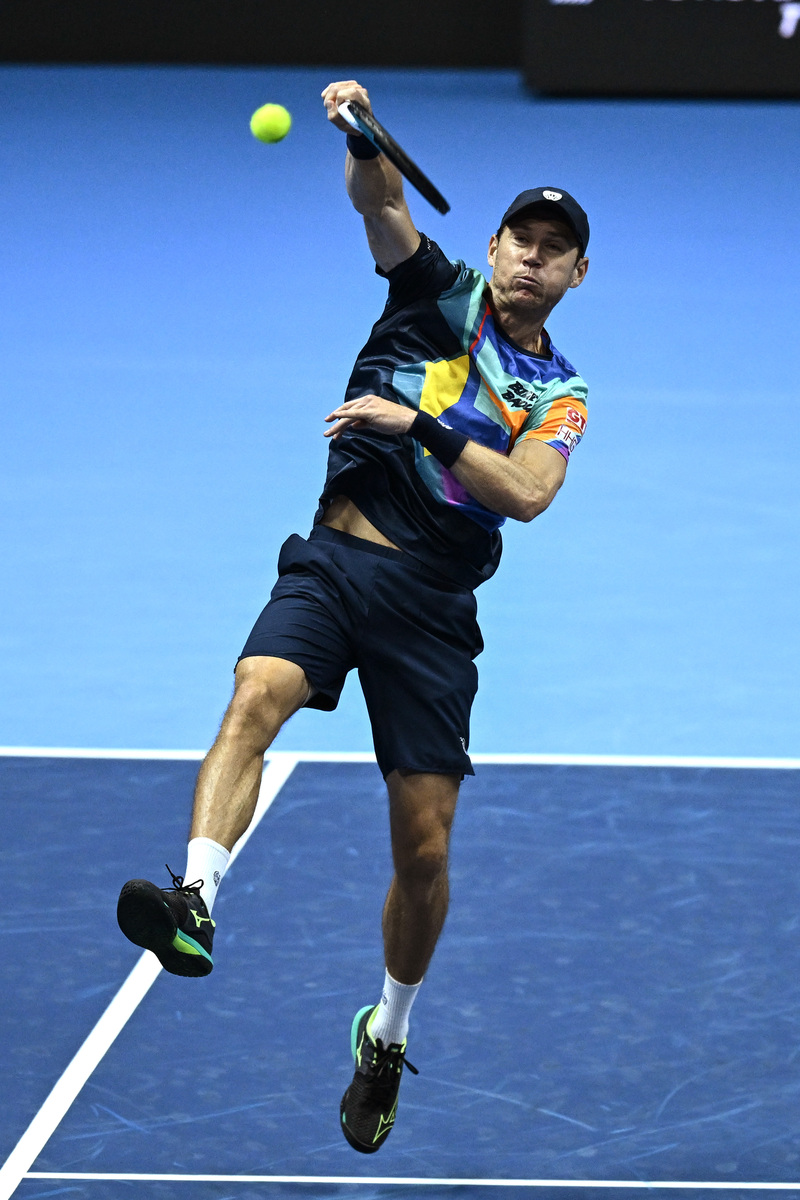 包含日本网球队横扫西班牙网球队，瓦林卡爆发神勇的词条