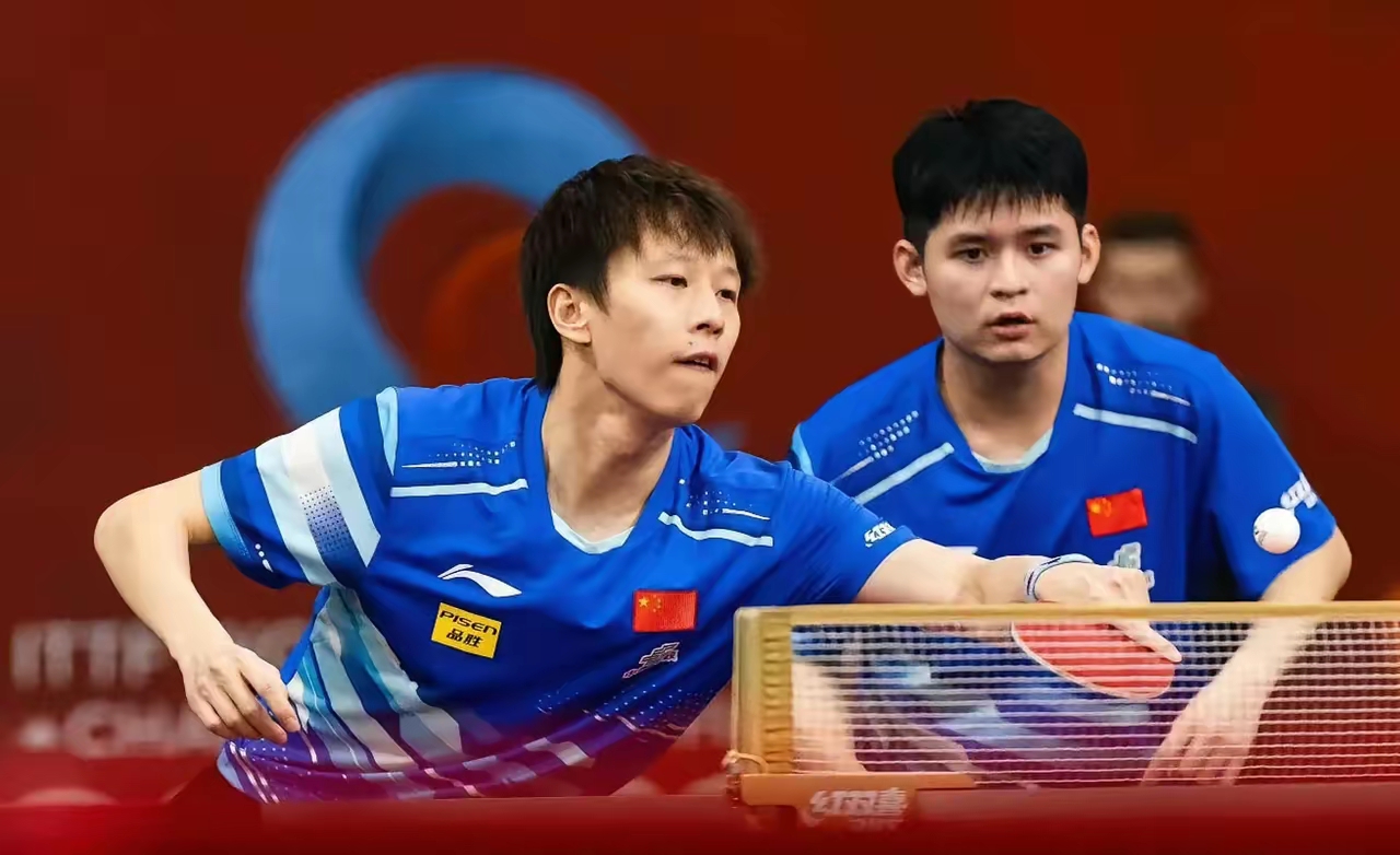 包含比利时乒乓球队力克中国乒乓球队，波尔关键制胜的词条