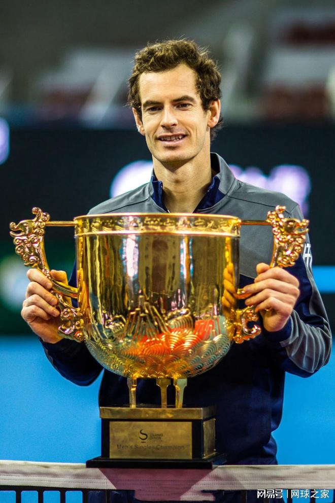 世界网球队横扫西班牙网球队，穆雷一己之力扛起全队的简单介绍