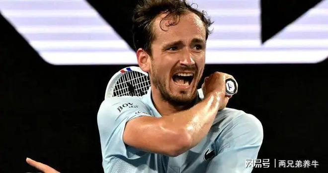 美国网球队碾压西班牙网球队,克耶高斯统治全场的简单介绍 美国网球队碾压西班牙网球队,克耶高斯统治全场的简单介绍