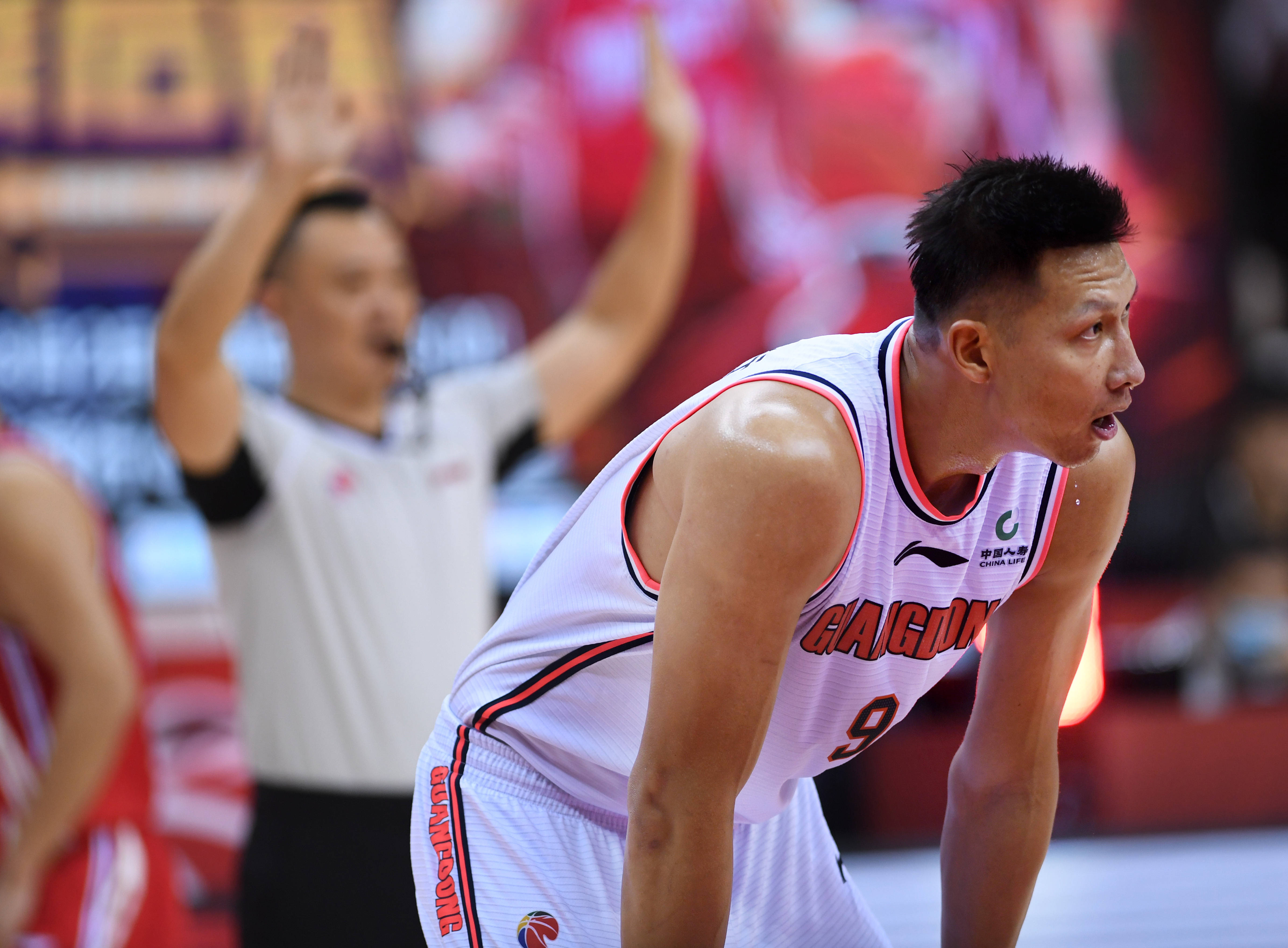 广东队折桂总决赛,易建联称霸篮坛的简单介绍 广东队折桂总决赛,易建联称霸篮坛的简单介绍