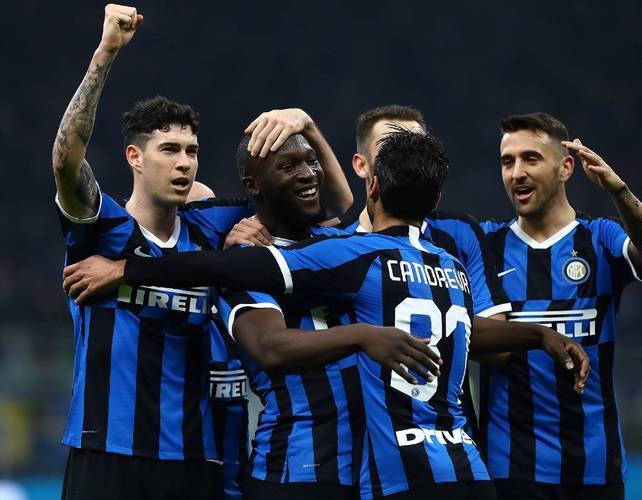 国米客场击败热那亚，势不可挡的简单介绍