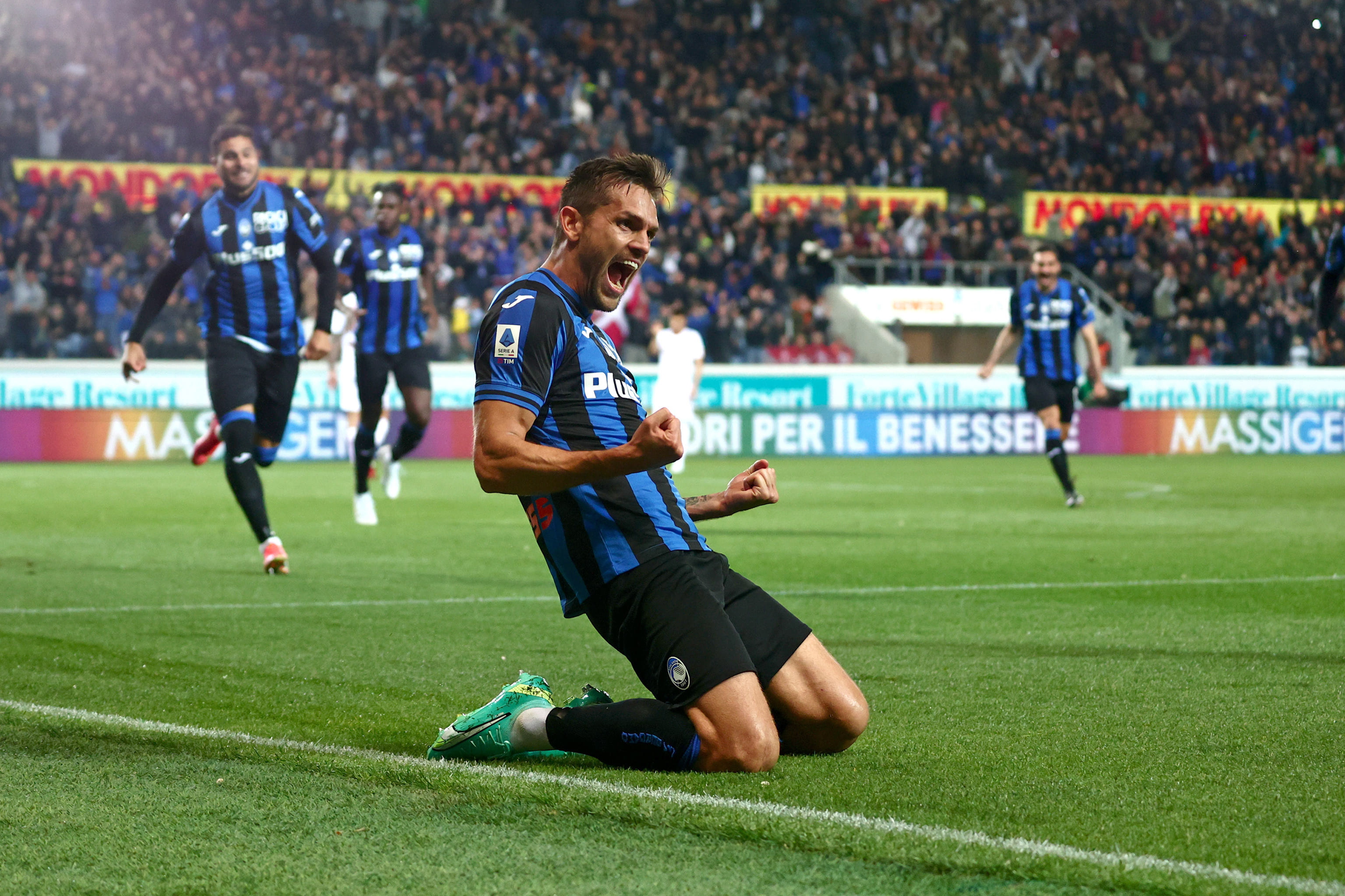 亚特兰大主场告捷，意甲联赛竞争壮观的简单介绍