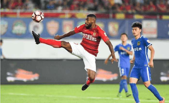 关于真正大赛三分沸腾,外援大放异彩当之无愧的信息 关于真正大赛三分沸腾,外援大放异彩当之无愧的信息