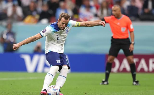 关于法国惨遭瑞典逆转，晋级形势扑朔迷离的信息