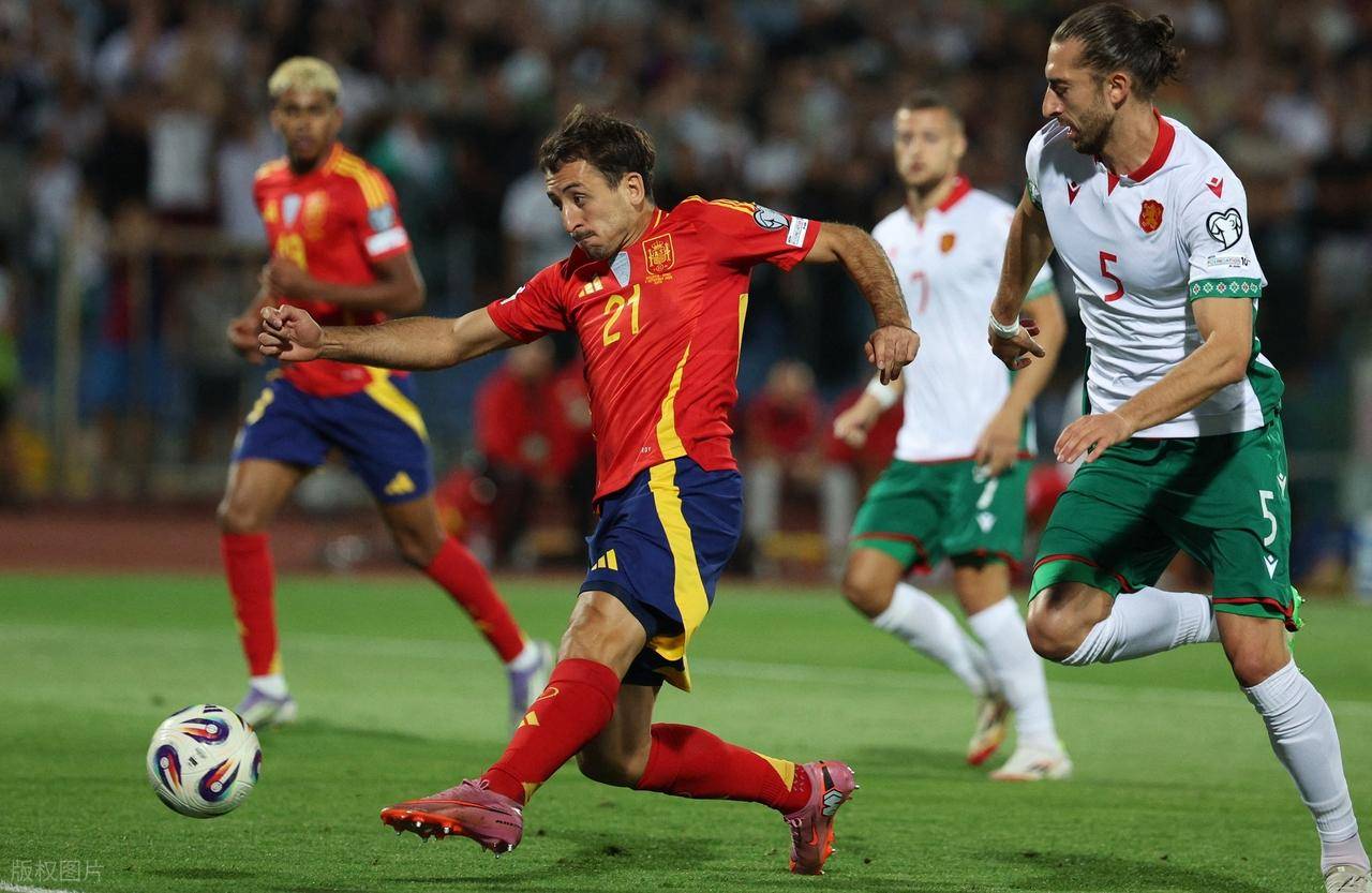 西班牙轻取胜局，波兰遭逢惨败！的简单介绍