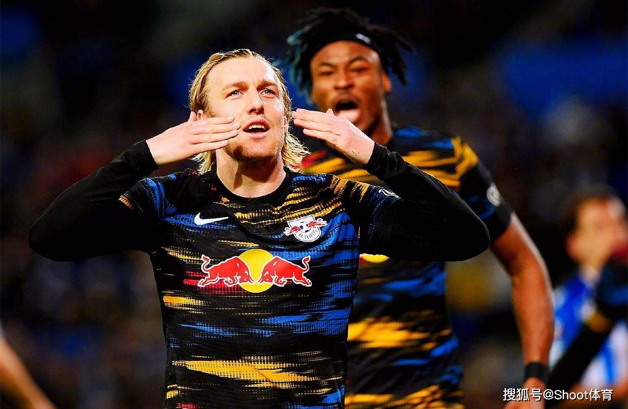 关于波鸿客场逼平对手，保持不败纪录的信息