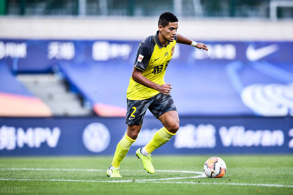 狼队门将帕特里希奥表现稳健,立下赛季保级誓言的简单介绍 狼队门将帕特里希奥表现稳健,立下赛季保级誓言的简单介绍