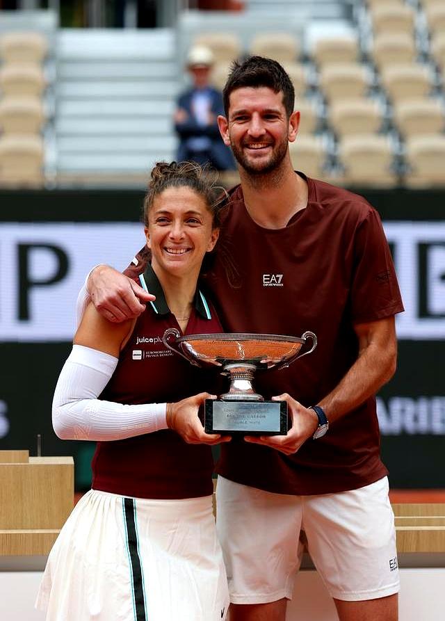 世界网球队险胜意大利网球队，穆雷关键制胜的简单介绍