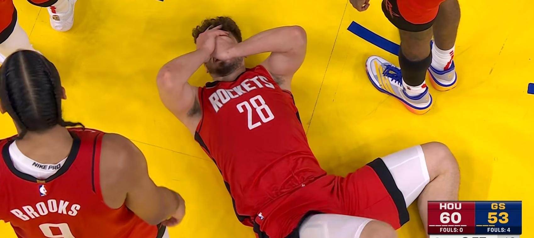 包含鹈鹕碾压魔术,王哲林高光表现的词条 包含鹈鹕碾压魔术,王哲林高光表现的词条