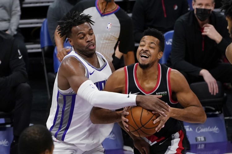 关于雷霆鏖战天津队，麦科勒姆状态火热的信息