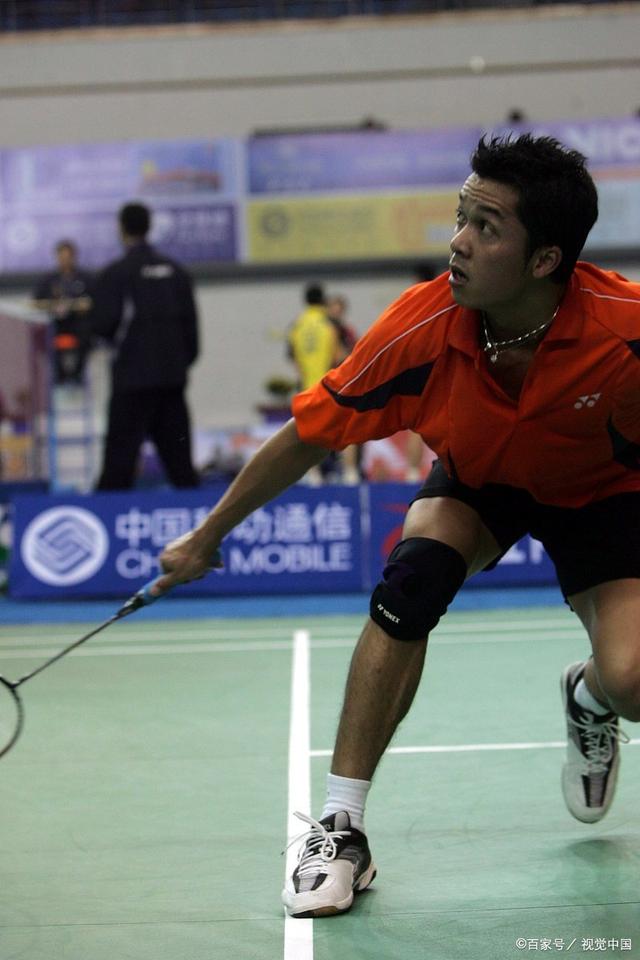 包含英格兰羽毛球队轻取印度羽毛球队，陶菲克高光表现的词条