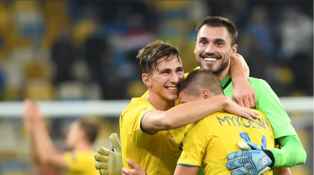 包含乌克兰客场大胜阿尔巴尼亚,小组榜首坐稳的词条 包含乌克兰客场大胜阿尔巴尼亚,小组榜首坐稳的词条