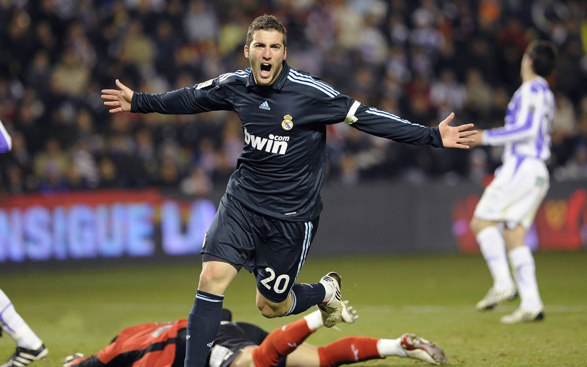 凯塞多爆发，一粒进球，两重革命—委内瑞拉击败安哥拉的背后